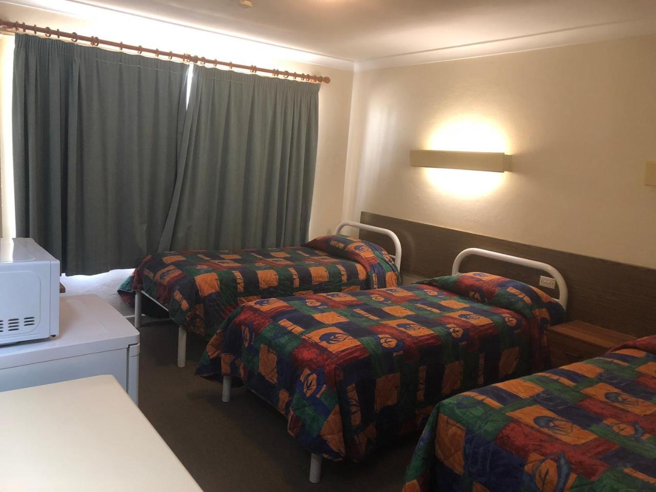 Anna Bella Motel Glen Innes Bagian luar foto
