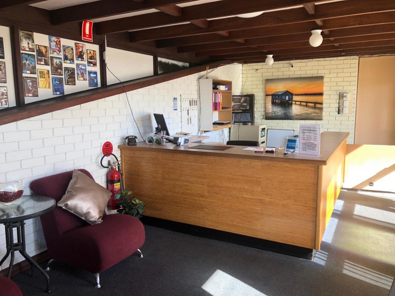 Anna Bella Motel Glen Innes Bagian luar foto